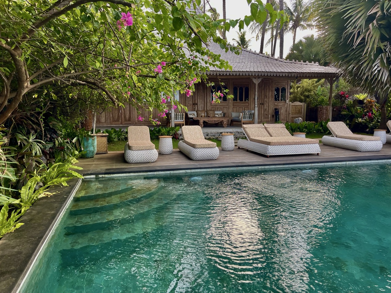 Royal Joglo Villa - Grounds